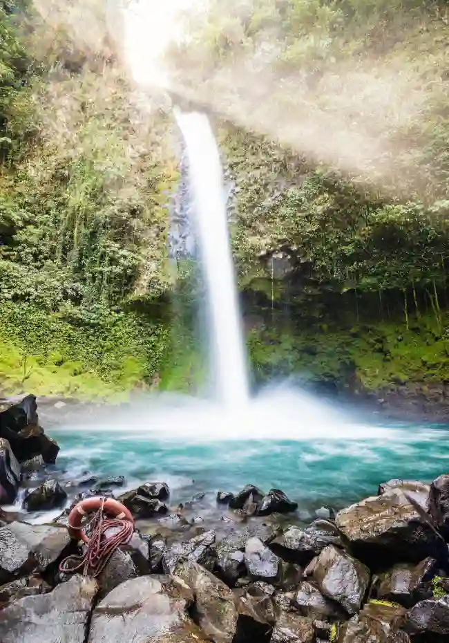  La Fortuna Waterfall