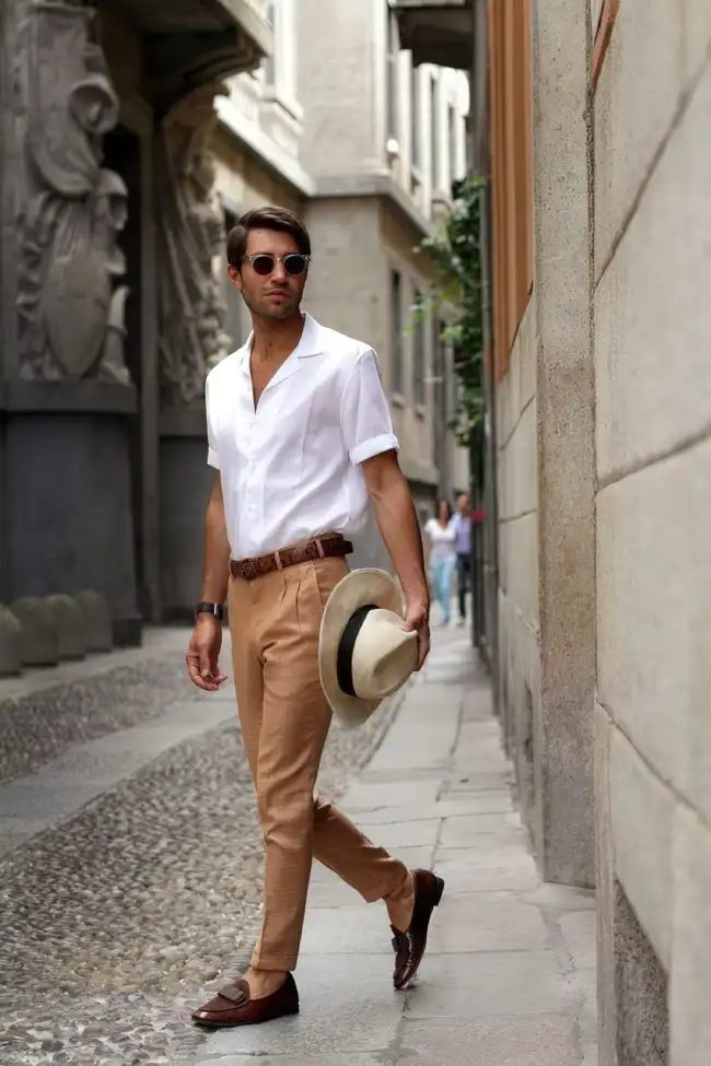 What are the best shoes to wear with brown pants?