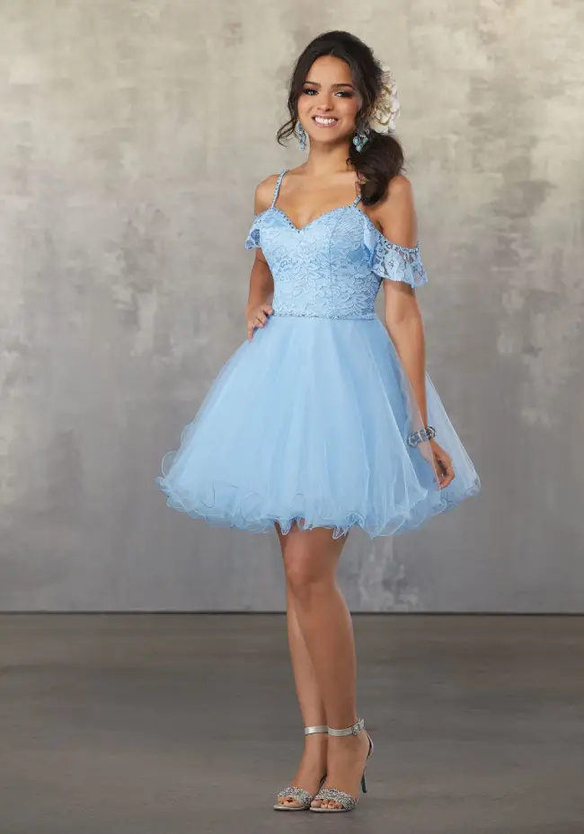 What should I wear to a quinceanera celebration?