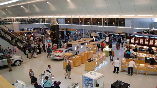 shopping options are available at Doha Airport